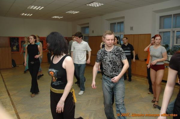 Школа танцев Vesta