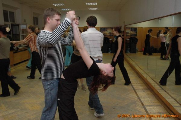 Школа танцев Vesta