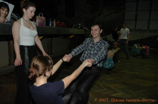 Школа танцев Vesta