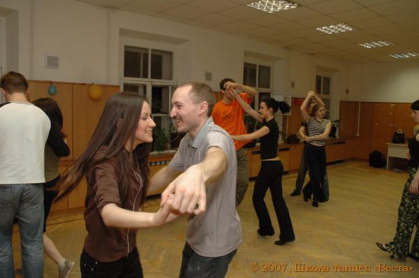 Школа танцев Vesta