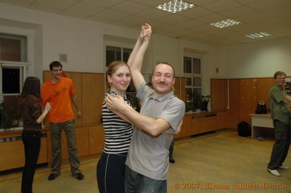 Школа танцев Vesta