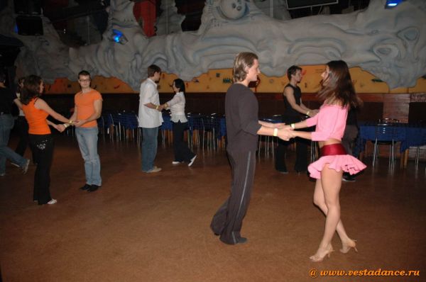 Школа танцев Vesta