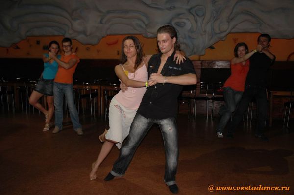 Школа танцев Vesta