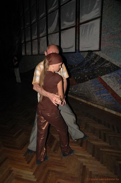 Школа танцев Vesta