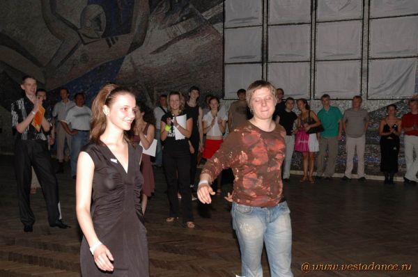 Школа танцев Vesta