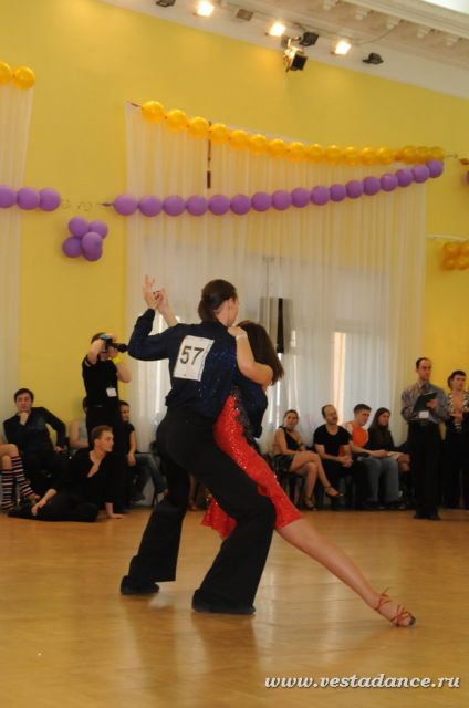 Школа танцев Vesta