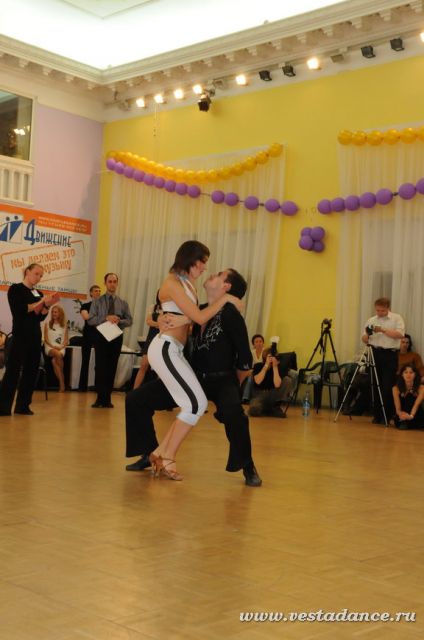 Школа танцев Vesta