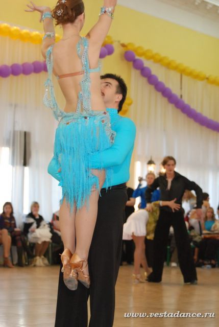Школа танцев Vesta