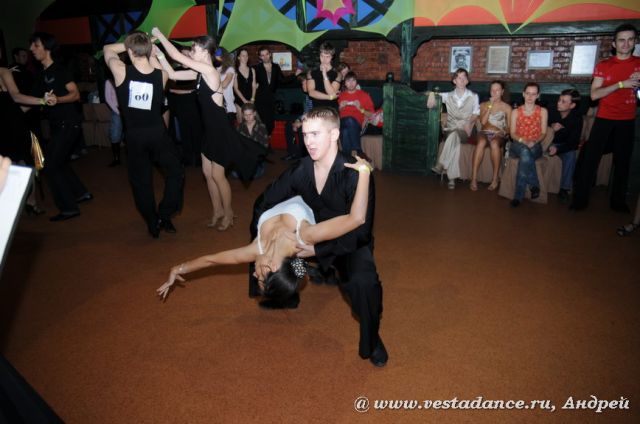 Школа танцев Vesta