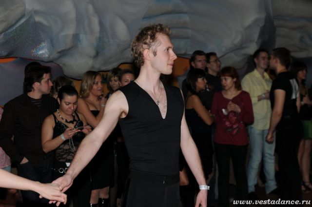 Школа танцев Vesta