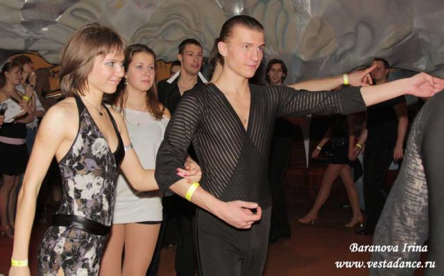 Школа танцев Vesta