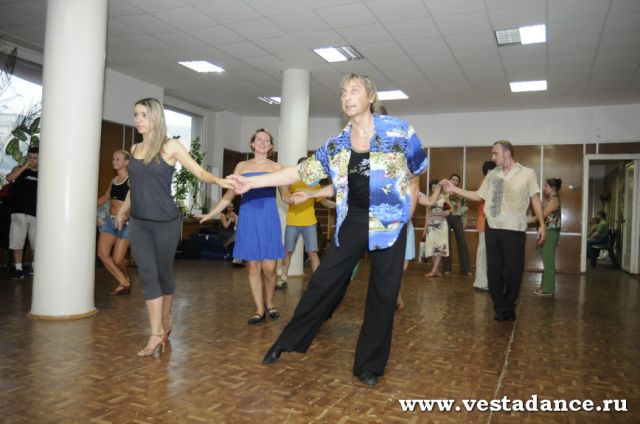 Школа танцев Vesta