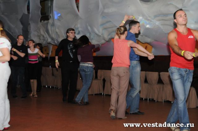 Школа танцев Vesta