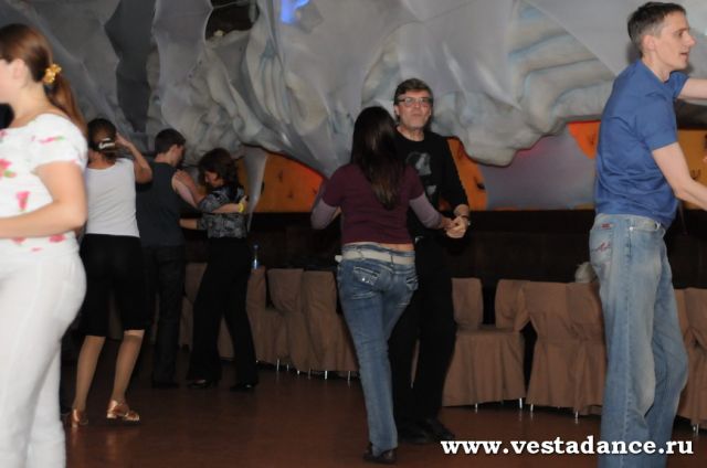 Школа танцев Vesta