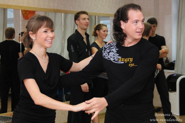 Школа танцев Vesta