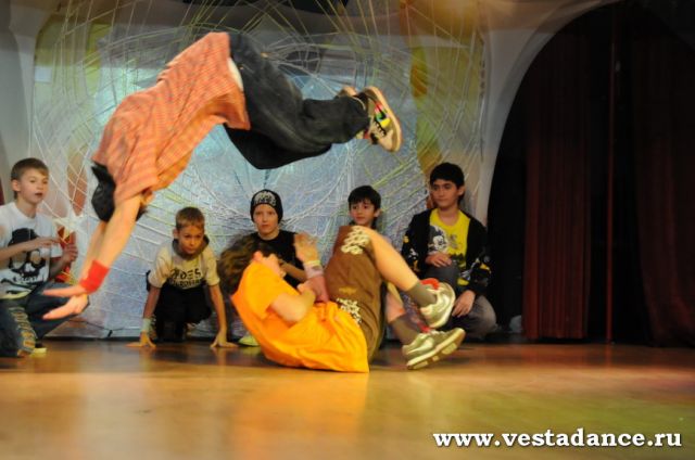 Школа танцев Vesta