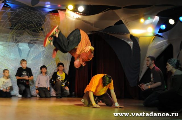 Школа танцев Vesta