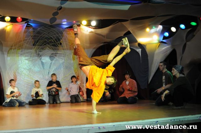 Школа танцев Vesta