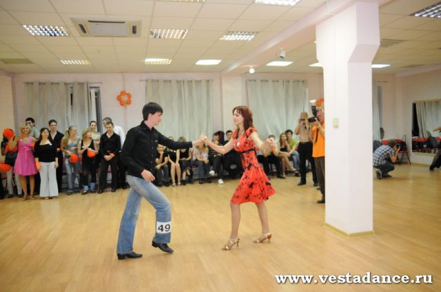 Школа танцев Vesta