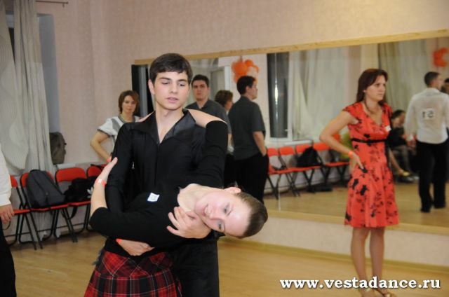 Школа танцев Vesta