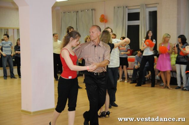 Школа танцев Vesta