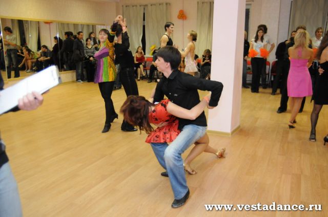 Школа танцев Vesta