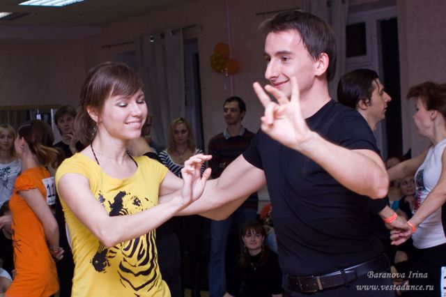 Школа танцев Vesta