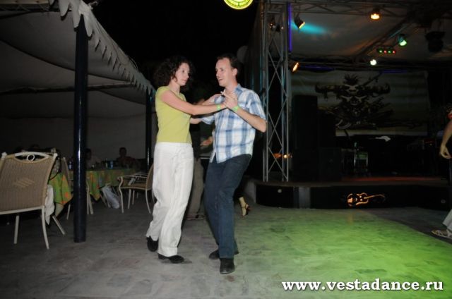 Школа танцев Vesta