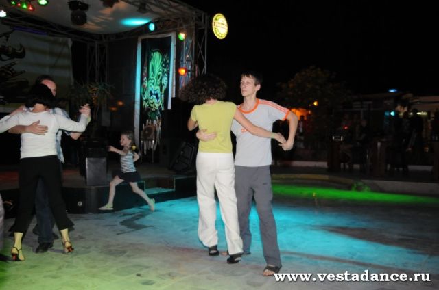 Школа танцев Vesta