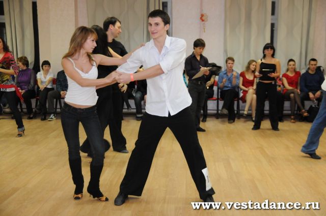 Школа танцев Vesta