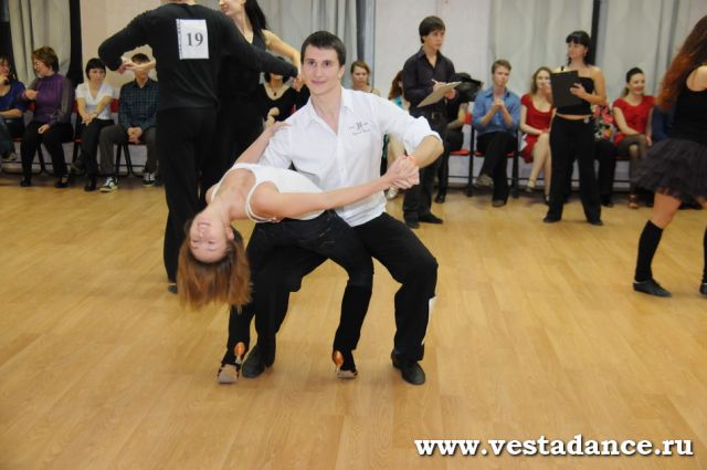 Школа танцев Vesta