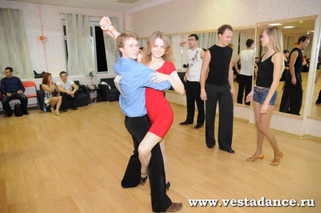 Школа танцев Vesta