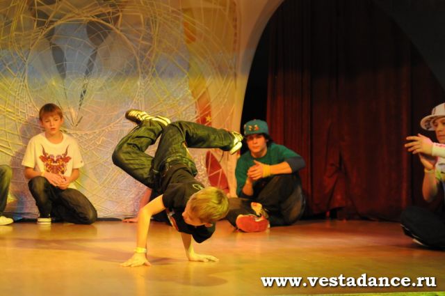 Школа танцев Vesta