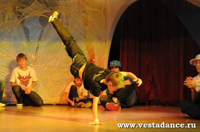 Школа танцев Vesta