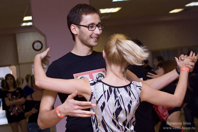 Школа танцев Vesta