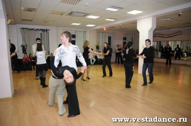 Школа танцев Vesta