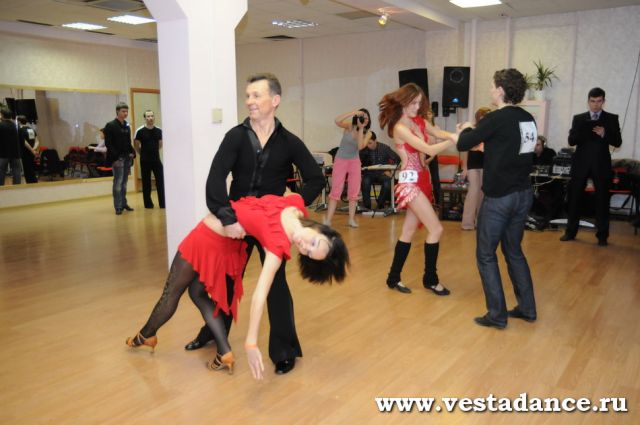 Школа танцев Vesta