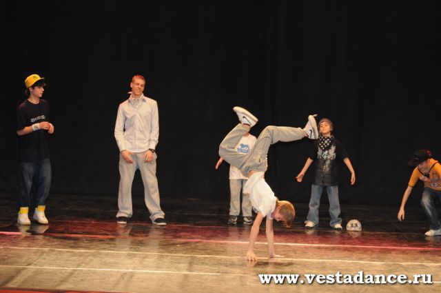 Школа танцев Vesta