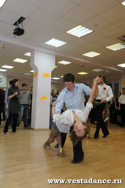 Школа танцев Vesta