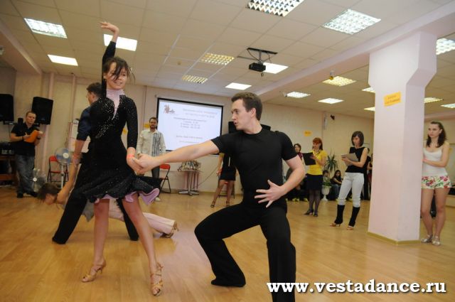 Школа танцев Vesta