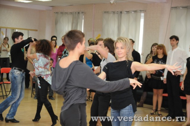 Школа танцев Vesta