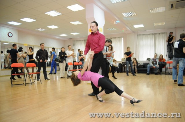 Школа танцев Vesta