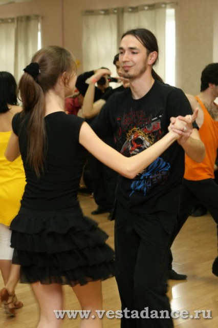 Школа танцев Vesta
