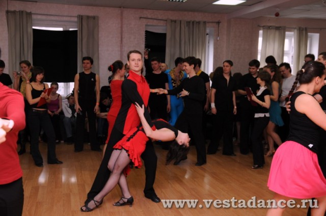 Школа танцев Vesta