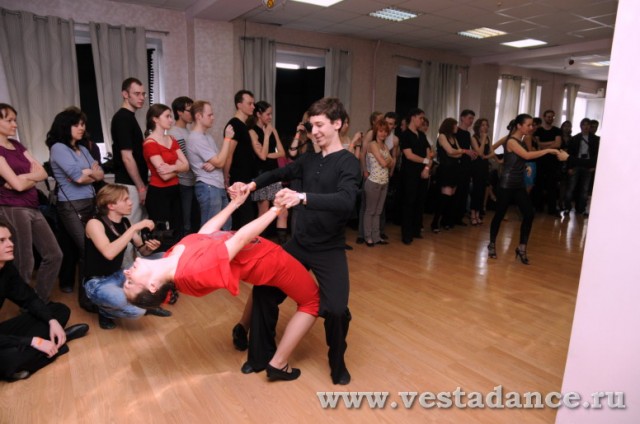 Школа танцев Vesta