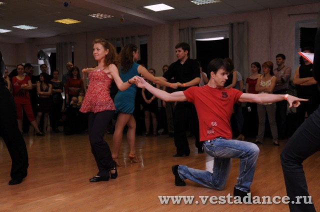 Школа танцев Vesta