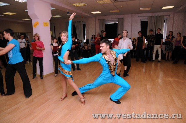 Школа танцев Vesta