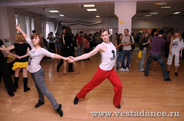 Школа танцев Vesta