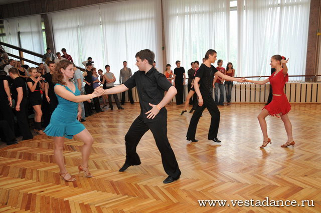Школа танцев Vesta