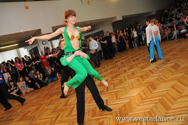 Школа танцев Vesta